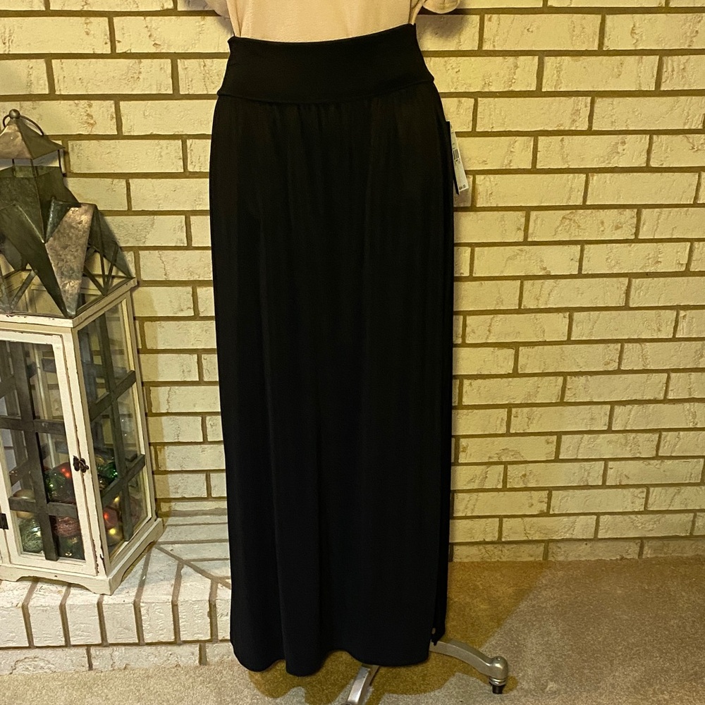 Elegant Black Maxi Skirt